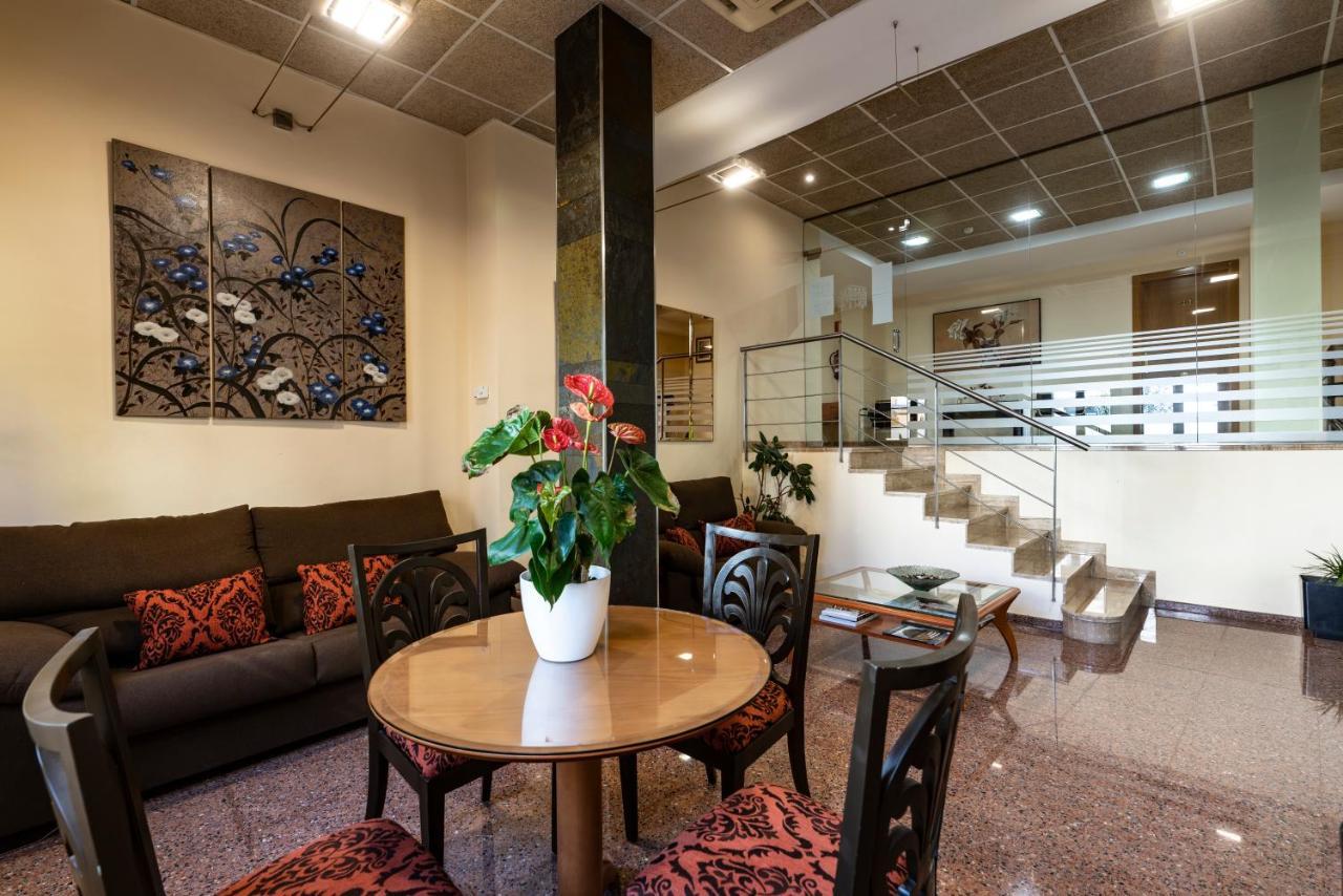 Hotel Anna 2*